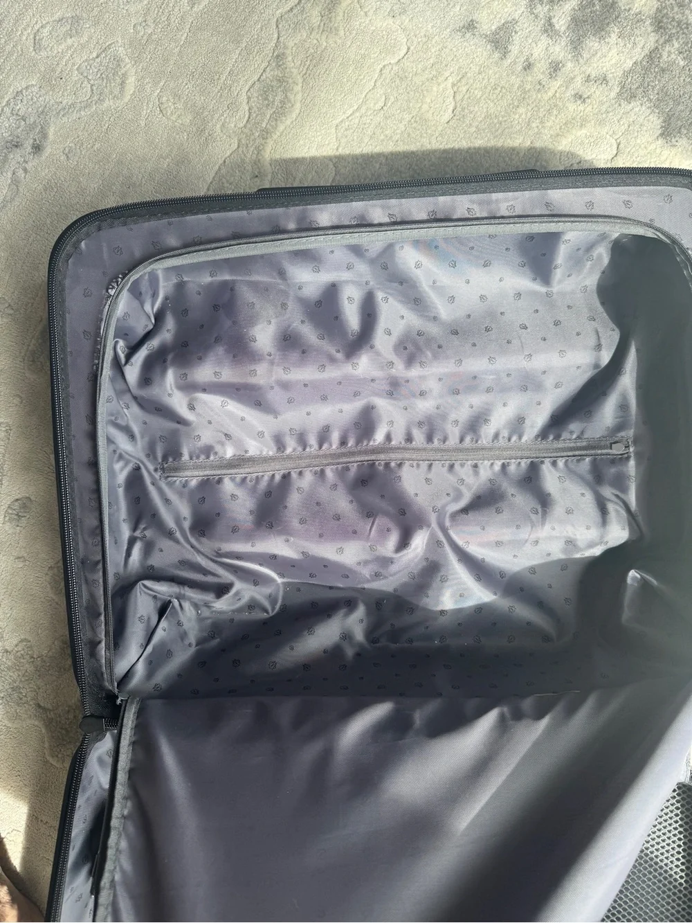 Rimowa Essential Sleeve Cabin Carry-On Suitcase - Black